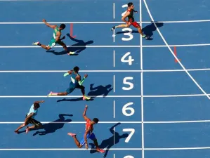 José Carlos Herrera se clasifica a semifinal de 200 metros