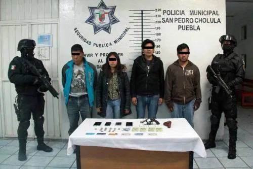 Capturan a 4 personas por portación de arma, en Cholula