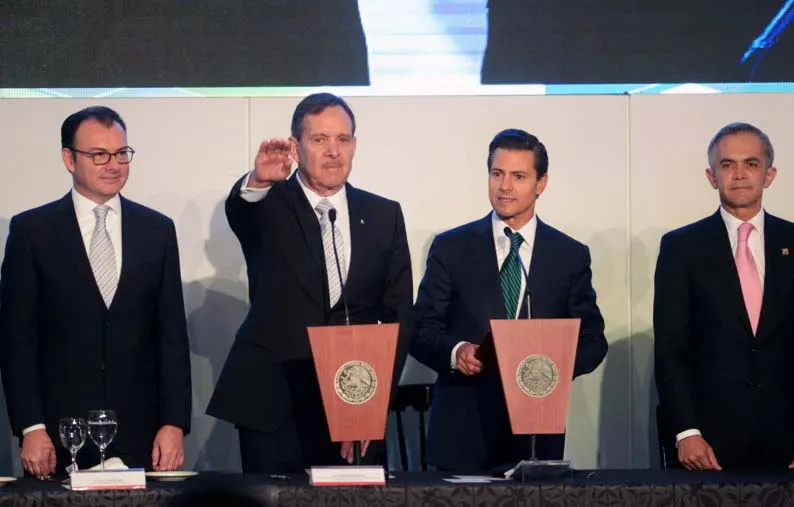 Se cierra el cerco sobre un poblano “príncipe de la derecha”