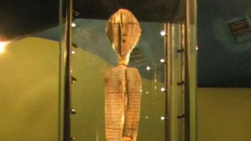 El Ídolo de Shigir: una estatua dos veces más antigua que las pirámides de Egipto