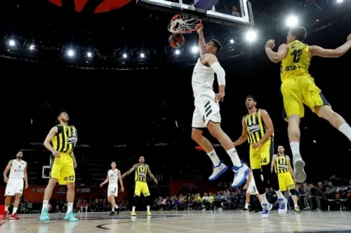 Ayón y el Real Madrid son terceros de la Euroliga