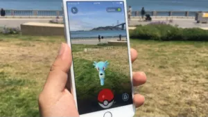 Descubre cadáver mientras buscaba un Pokémon