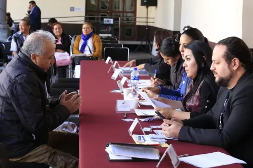 Continúa Sedif con entrega de apoyos a personas que más lo necesitan en Puebla