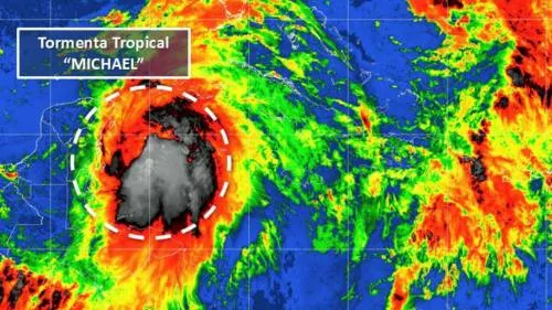 ‘Michael’ avanza frente a las costas de Quintana Roo