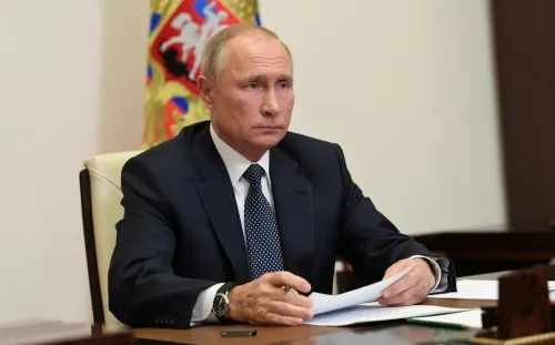 Putin no felicitará a ganador de elecciones en EU hasta que concluya proceso