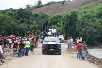 Gobiernos federal y estatal, Conagua y Ceaspue trabajan en río Pantepec para prevenir futuras inundaciones