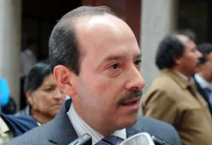Este lunes rinde protesta nuevo titular del INE, vinculado con Piña Olaya