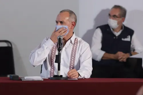 Estresados y frustrados, así califica Gatell a gobernadores que piden su renuncia