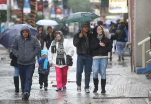 Continúa pronóstico de lluvias aisladas y frío en Puebla