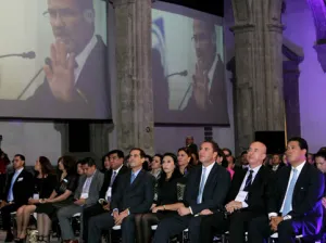 Moreno Valle asiste a Sesión Solemne por 75 Aniversario del PAN