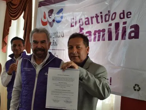 PES realiza entrega de nombramientos y toma de protesta a los miembros del comité directivo
