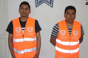 Detienen a falsos funcionarios en San Pedro por cobros indebidos