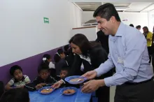 Ayuntamiento y SMDIF entregan desayunador 52 en La Resurrección