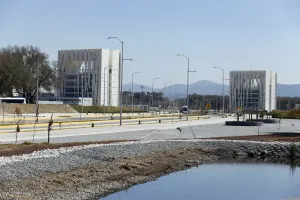 Leobardo Soto en contra de crear organismo que cobre impuestos en Ciudad Modelo