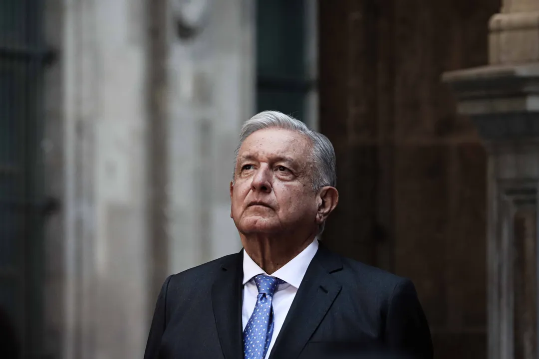 AMLO, la pintura de guerra y el hacha desenterrada