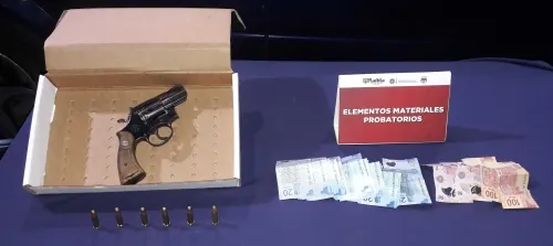 Detiene policía municipal de Puebla a dos probables asaltantes de gasolineras