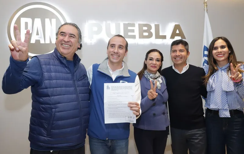 mario-riestra-pina-registro-precandidato-presidencia-municipal