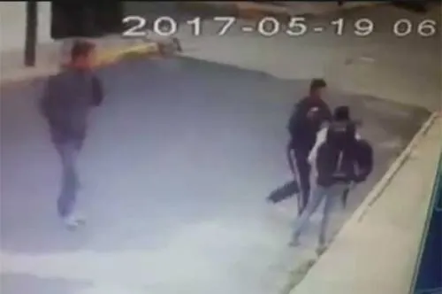 VIDEO: Estudiante es víctima de delincuentes; la asaltan cerca de CU