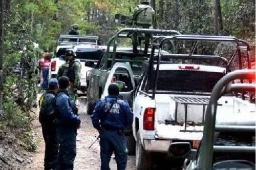 Policías y asaltantes se enfrentan a balazos en Tetela; hay un muerto y un herido