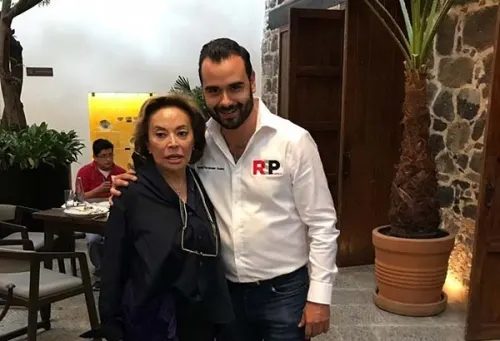 El Pacto Elba Esther-Marinismo Para Terminar de Desfondar al PRI en Puebla