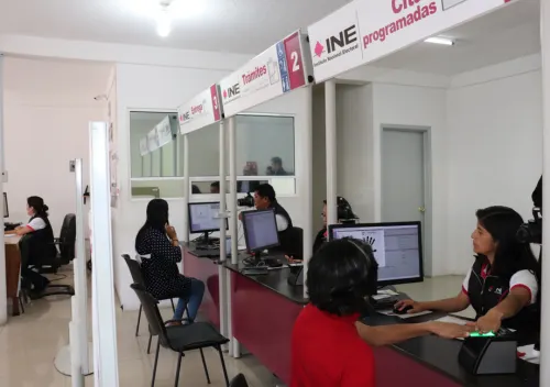 El Instituto Nacional Electoral invita a los jóvenes a obtener su credencial para votar