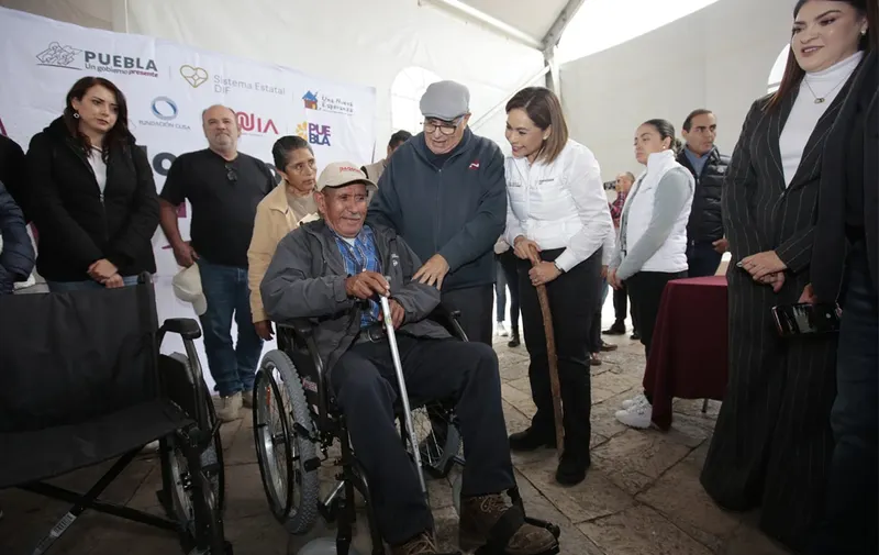 La presidenta honoraria del Patronato del SEDIF, Gaby Bonilla, encabezó la “Jornada Incluyente” en Zacatlán