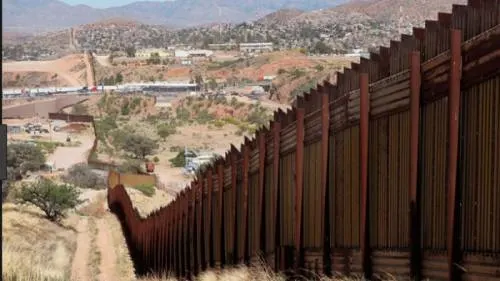 Negociadores del Congreso de EU logran acuerdo sobre muro