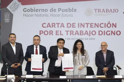 Empresarios y gobiernos federal y estatal se comprometen a  mejorar condiciones de trabajo