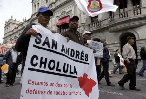 Se manifiestan habitantes de San Andrés en el Congreso
