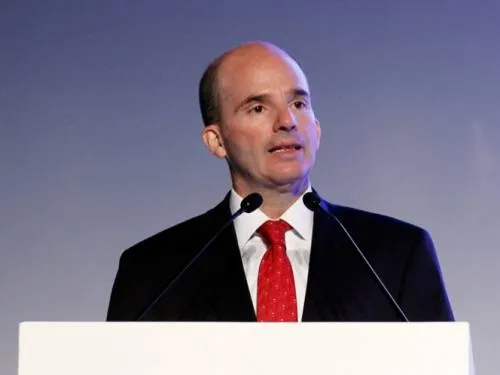 Meses, estima Pemex para resolver el robo de combustible