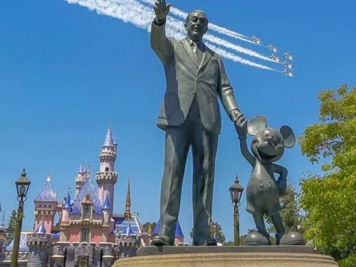 Disney reabre algunos restaurantes y tiendas tras cuarentena