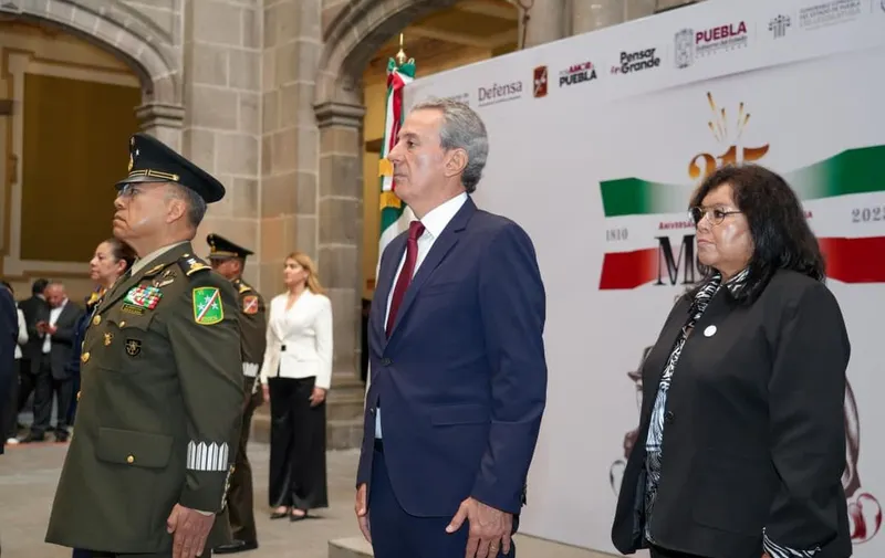 ayto-pue-banda-solemne-fiestas-patrias
