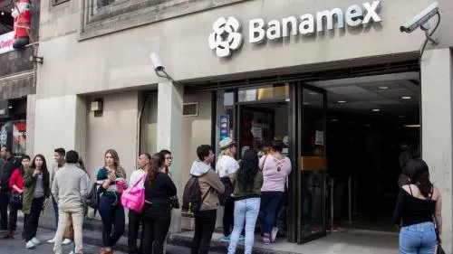 Éstas son las comisiones que Morena ya no quiere que le pagues a los bancos