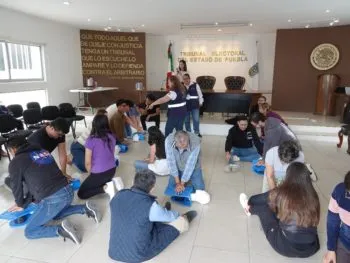Personal del TEEP recibe capacitación teórica-practica en materia de Protección Civil
