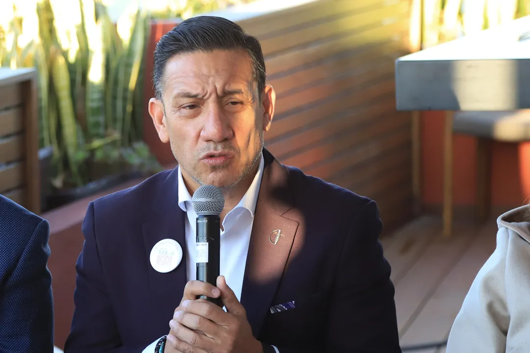 Carlos Azomoza