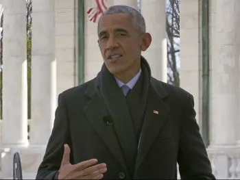 Obama revela que golpeó a un amigo de la escuela por racista