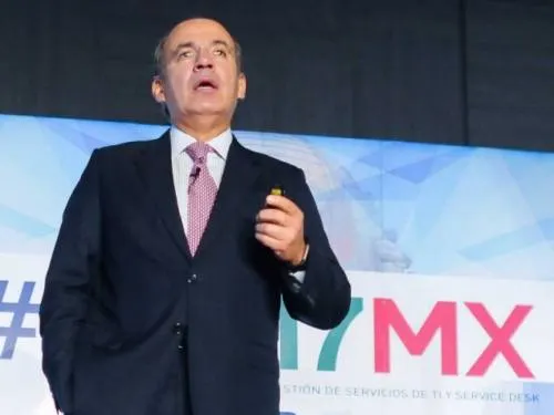 Aún debilitado, PAN aporta “moches” a camarilla: Calderón