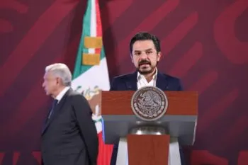 Zoé Robledo no buscará candidatura al Gobierno de Chiapas; se quedará a consolidar IMSS-Bienestar