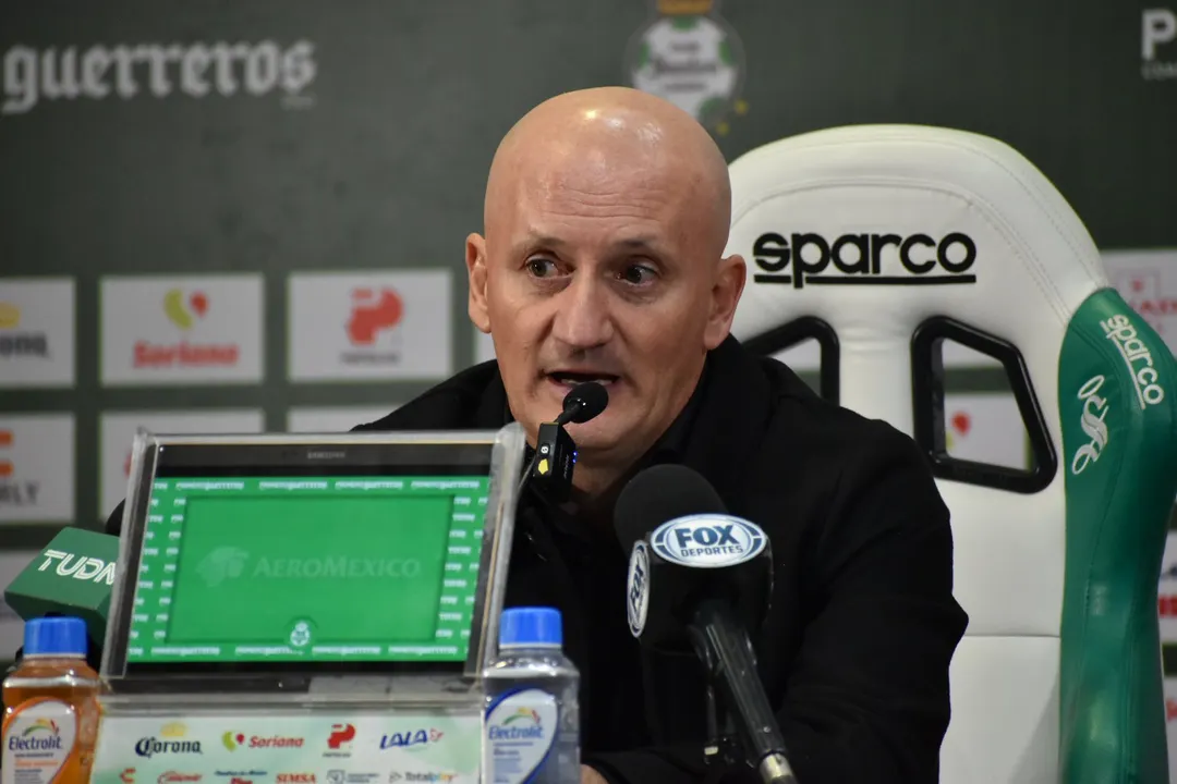 Santos - despide - a - Pablo Repetto