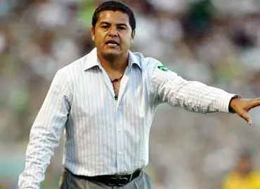 El Travieso es nuevo timonel de La Franja