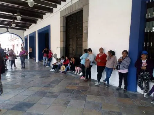 Antorcha Campesina se inconforma por despidos de médicos en Centro de Salud