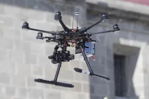 PC vigila con drones ductos de Pemex para evitar hurtos de combustible