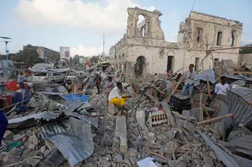 Doble atentado en Somalia deja al menos 35 muertos