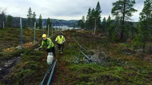 Por qué Noruega levanta un muro de acero en su frontera con Rusia, en un lugar que sólo se puede cru