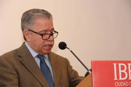 México requiere una prensa profesional, libre y al servicio del público: Rector Ibero