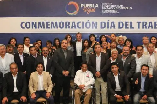 Tony Gali suma esfuerzos con trabajadores de Puebla