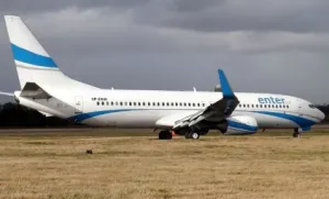 Avión polaco aterriza de emergencia en Praga por amenaza de bomba de pasajero