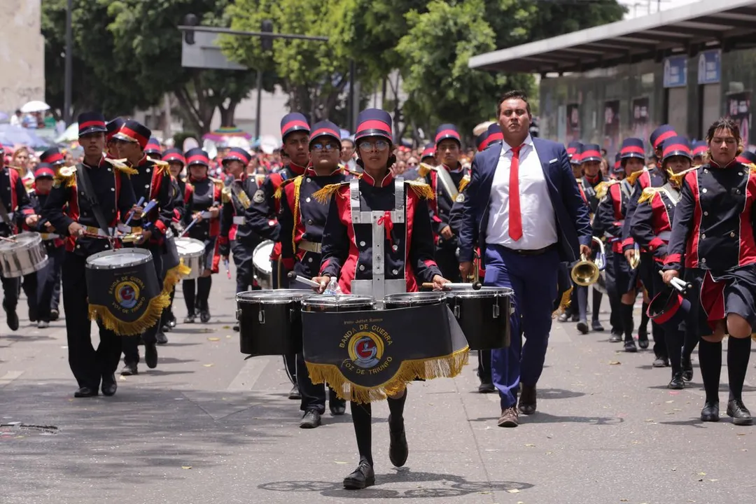 Desfile Del 5 De Mayo Contingentes