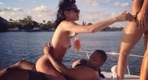 Supuesta foto de Rihanna encima del rapero Young Chris causa revuelo