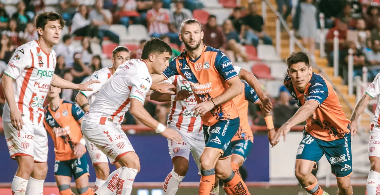Club Puebla vs Necaxa